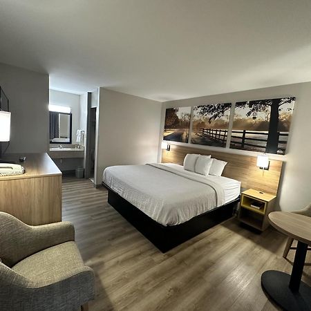 Days Inn By Wyndham Adel I-75 Esterno foto