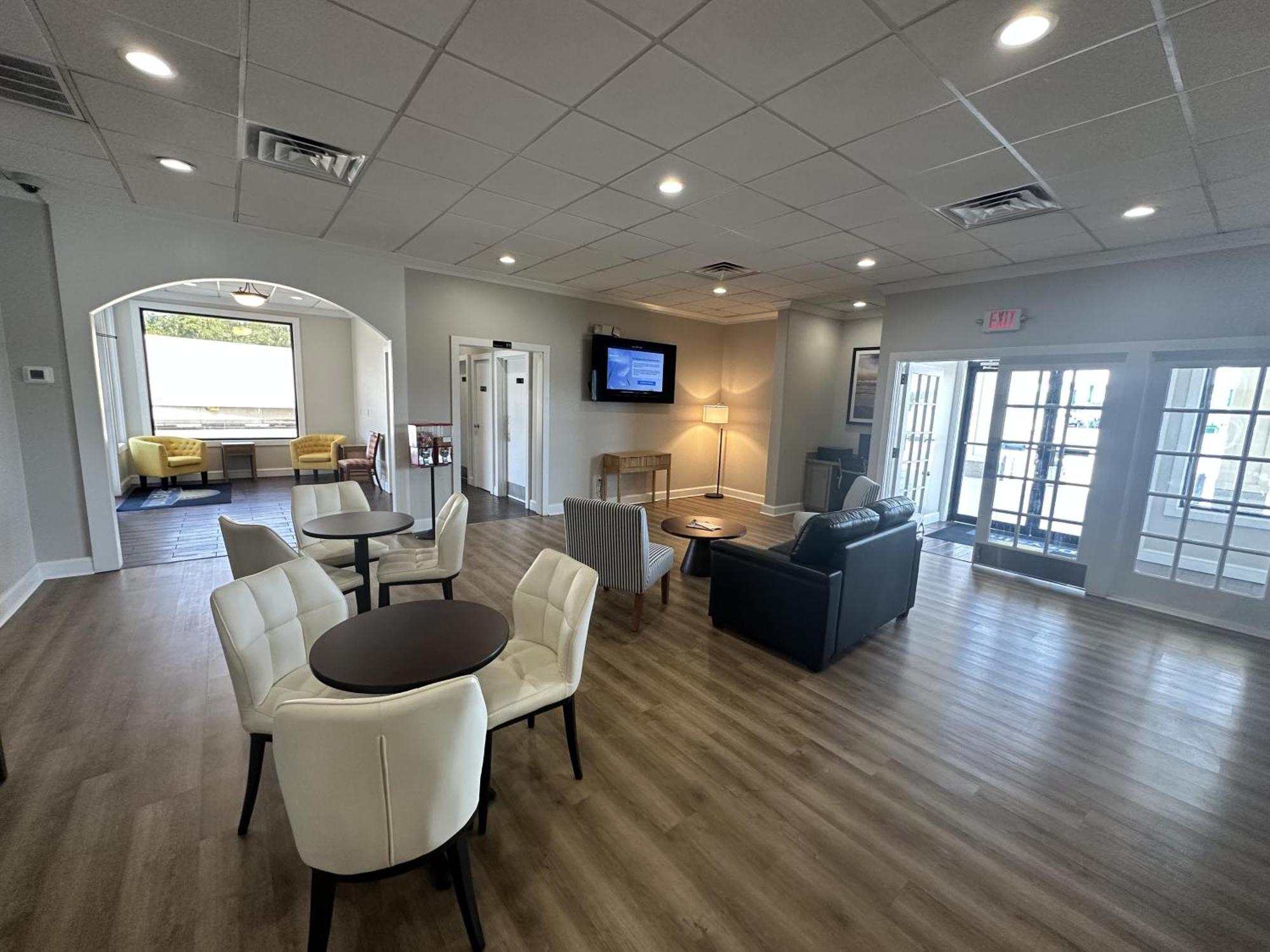 Days Inn By Wyndham Adel I-75 Esterno foto