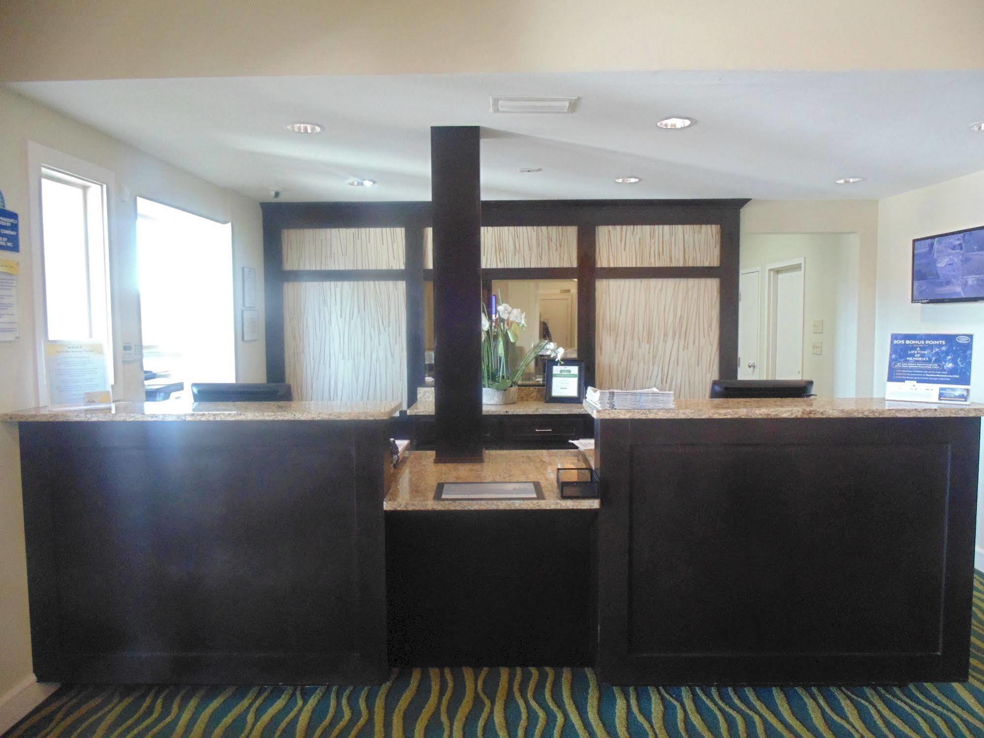 Days Inn By Wyndham Adel I-75 Esterno foto